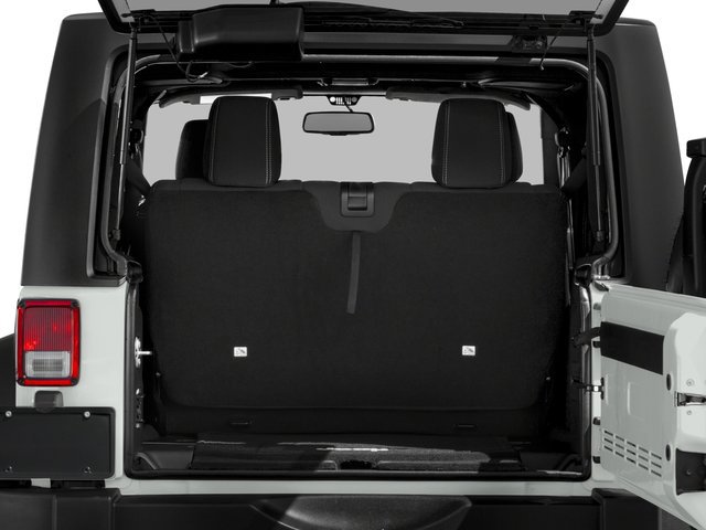 Used 2016 Jeep Wrangler Rubicon w/ Power Convenience Group image 15