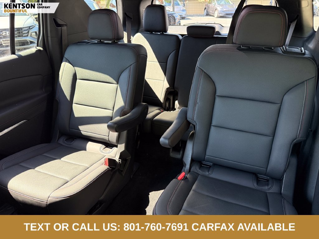 Used 2025 Chevrolet Traverse Z71 AWD/4WD image 33