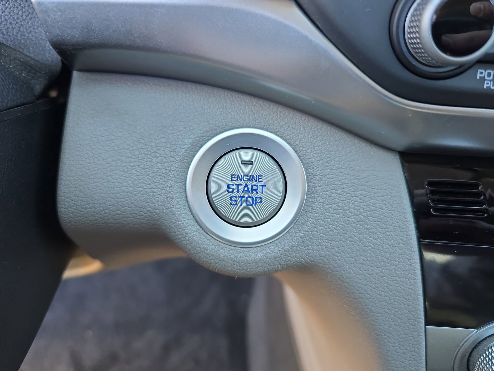 Used 2019 Hyundai Elantra Value Edition image 26