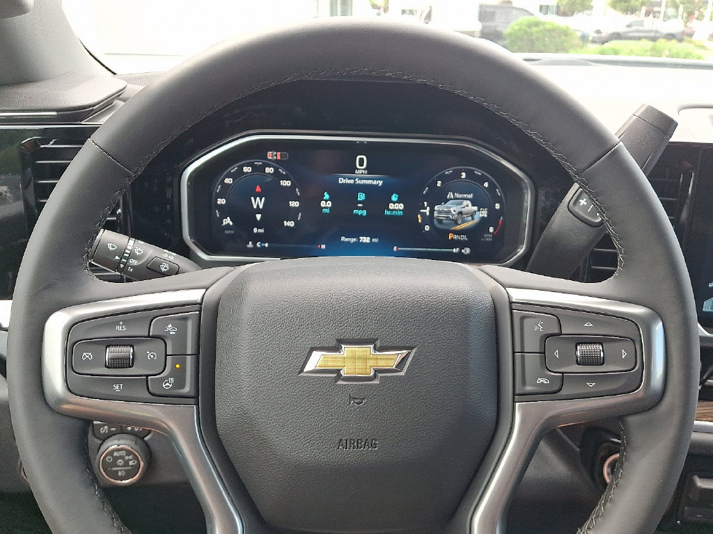 New 2026 Chevrolet Silverado 2500 LT w/ Z71 Chrome Sport Edition AWD/4WD image 9