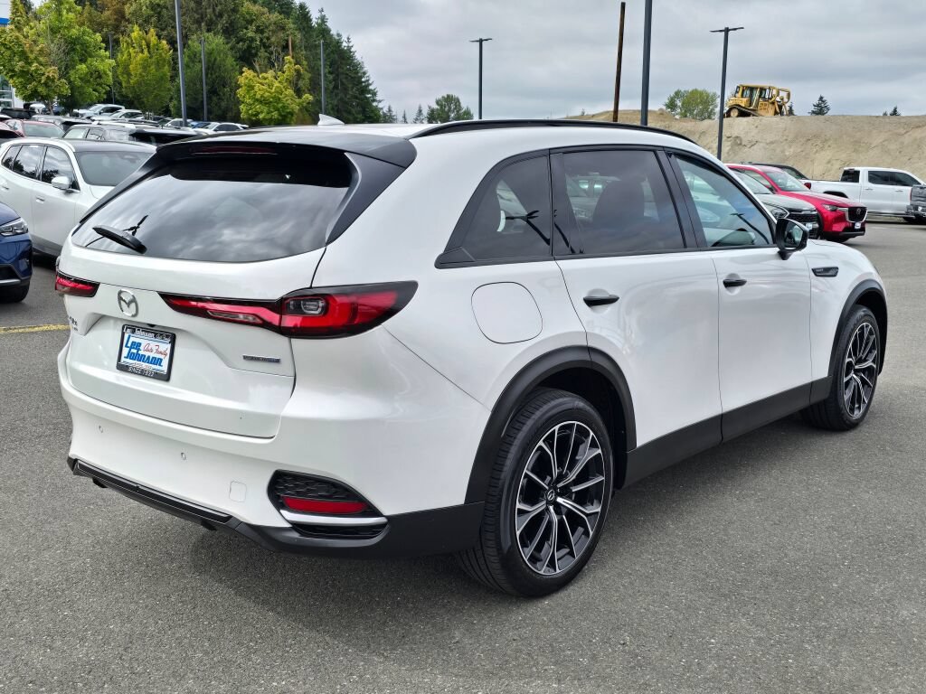 Certified 2025 MAZDA CX-70 Plug-In Hybrid w/ Premium Plus AWD/4WD image 5