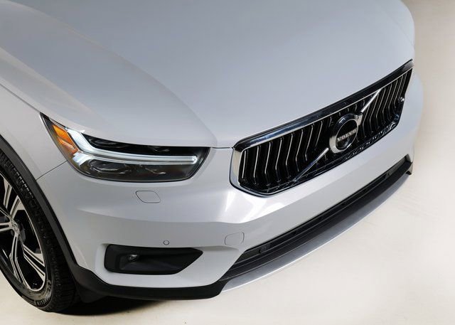 Used 2021 Volvo XC40 T5 Inscription w/ Advanced Package image 30