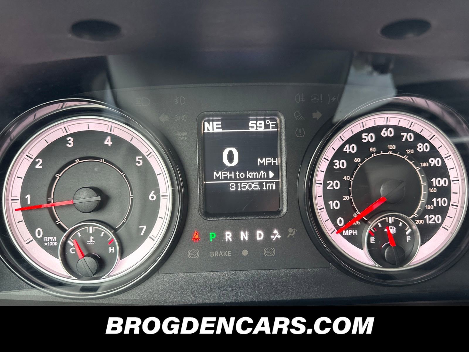 Used 2024 RAM 1500 Classic SLT image 9