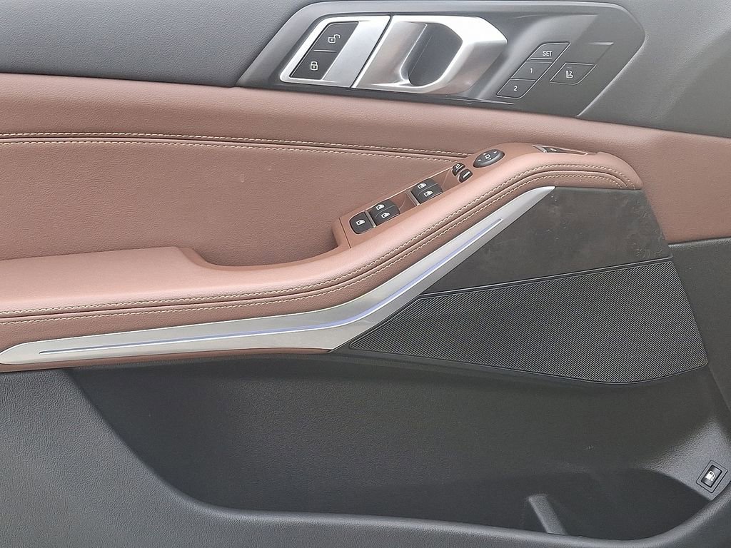 Certified 2024 BMW X5 xDrive50e w/ Climate Comfort Package image 12