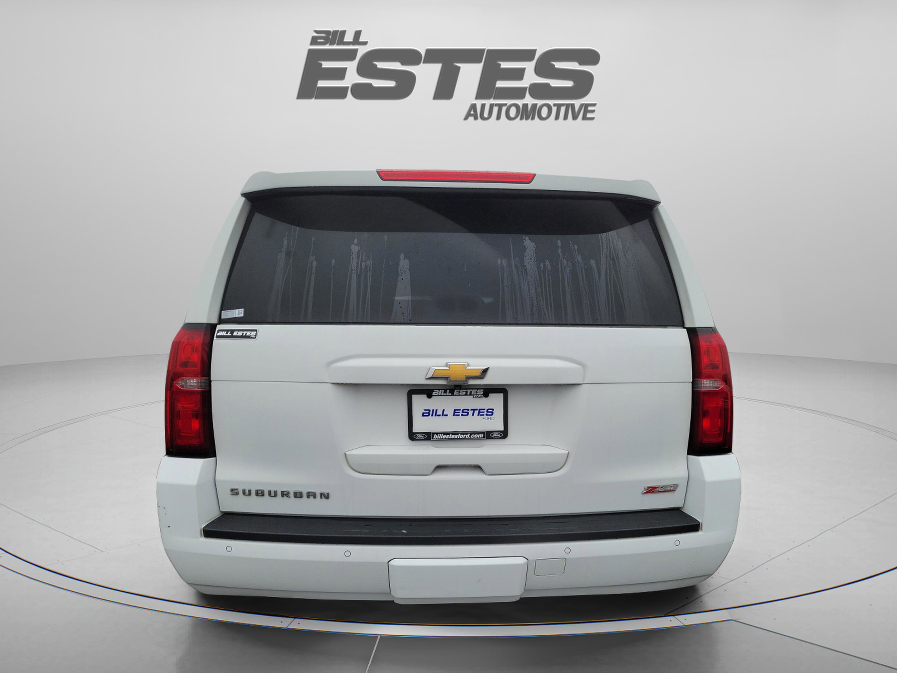 Used 2019 Chevrolet Suburban LT image 3
