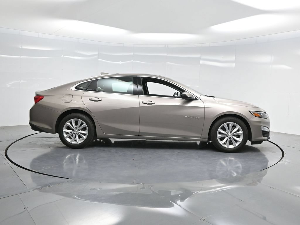 New 2024 Chevrolet Malibu LT FWD image 30
