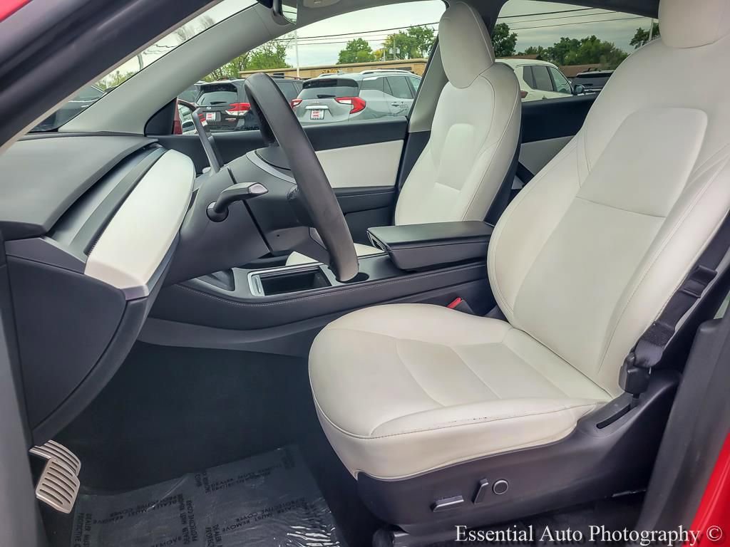 Used 2022 Tesla Model Y Performance AWD/4WD image 9