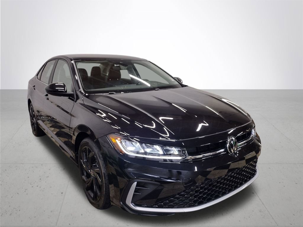 New 2025 Volkswagen Jetta SE image 4