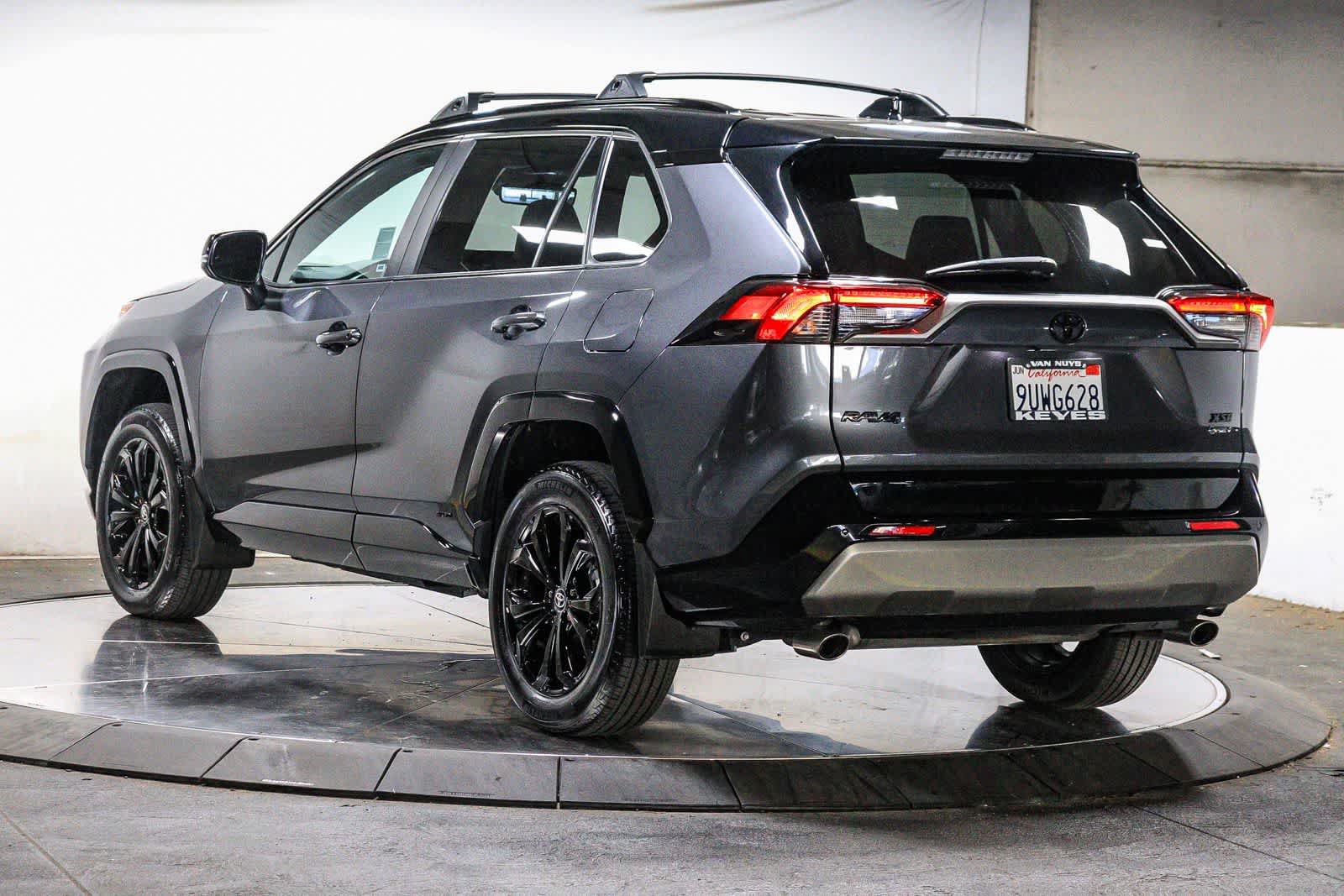 Certified 2025 Toyota RAV4 XSE w/ Advanced Technology Package AWD/4WD image 3