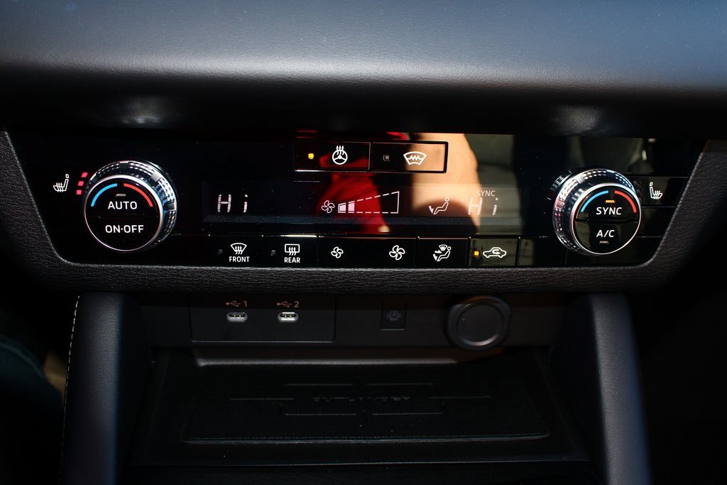 New 2026 Mitsubishi Outlander AWD image 19