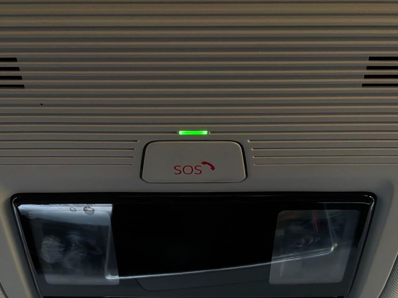 Used 2026 Volkswagen Tiguan SE FWD image 18