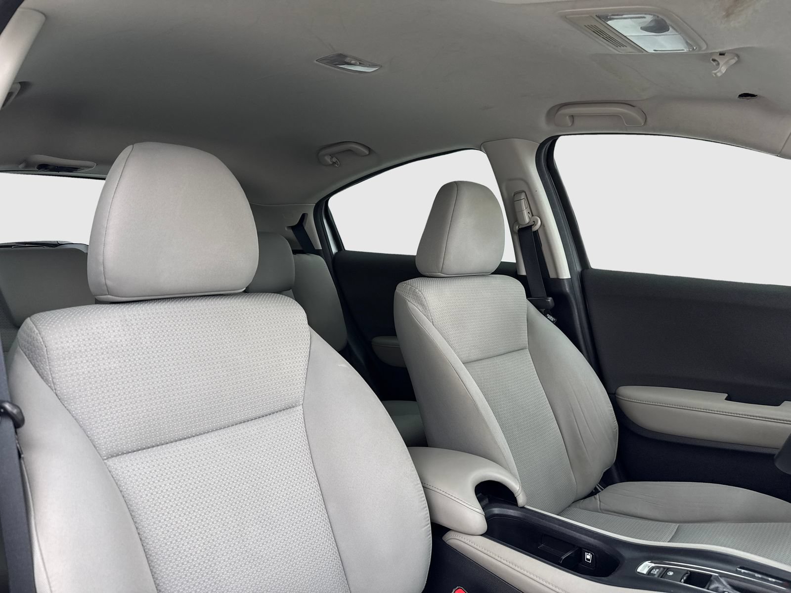 Used 2020 Honda HR-V LX image 37