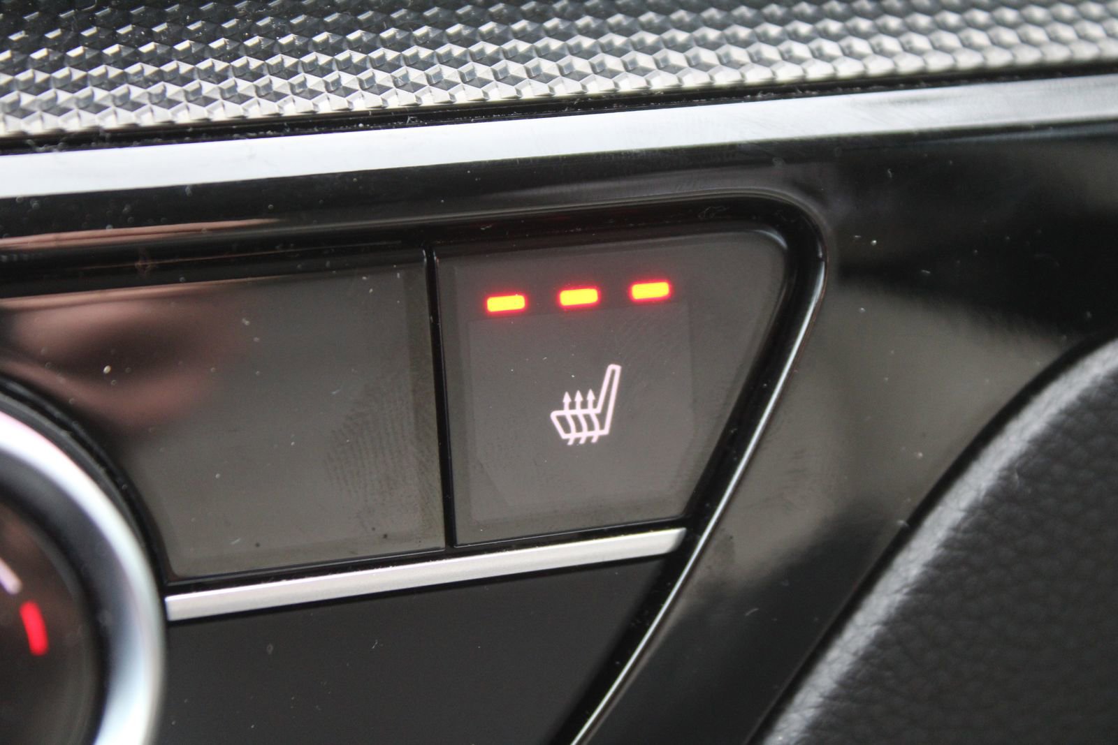 Used 2025 Honda CR-V EX-L image 42