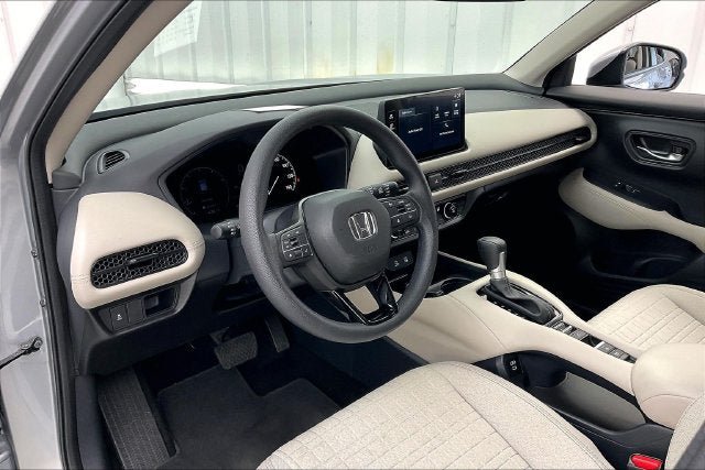 Certified 2027 Honda HR-V LX image 16