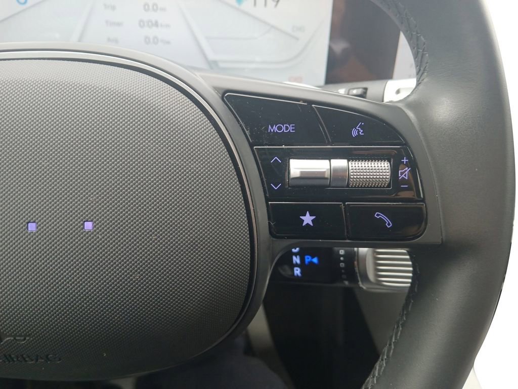 Used 2025 Hyundai Ioniq 6 SEL image 23