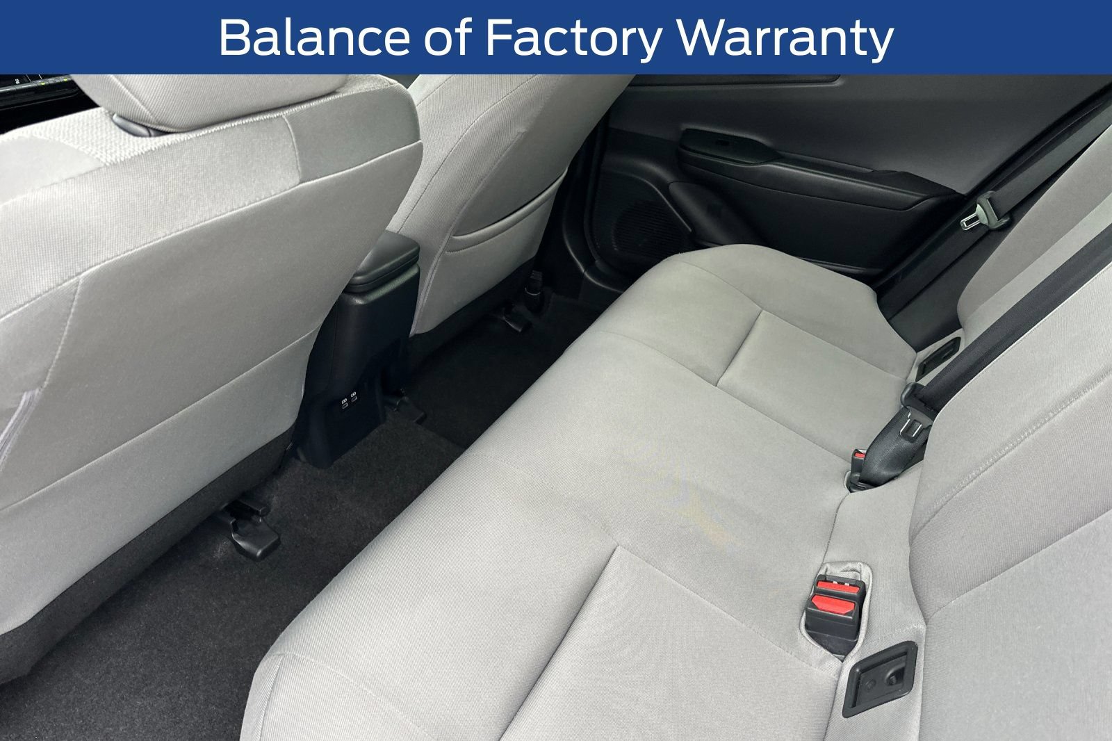 Used 2024 Toyota Prius LE FWD image 16