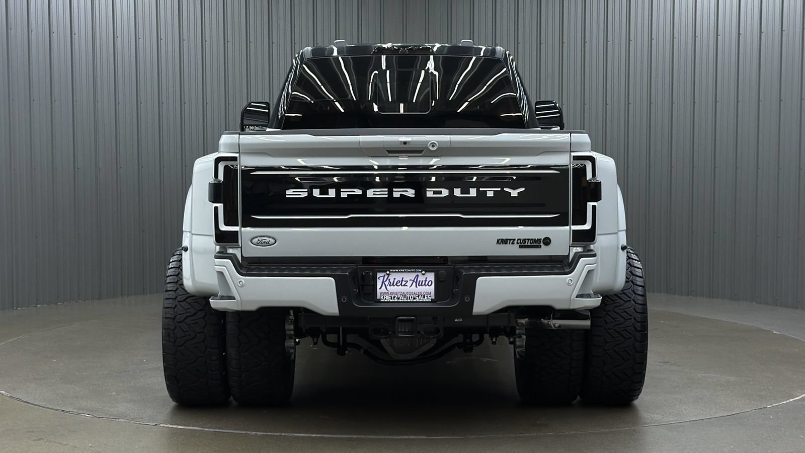 Used 2026 Ford F450 Platinum w/ FX4 Off-Road Package AWD/4WD image 4