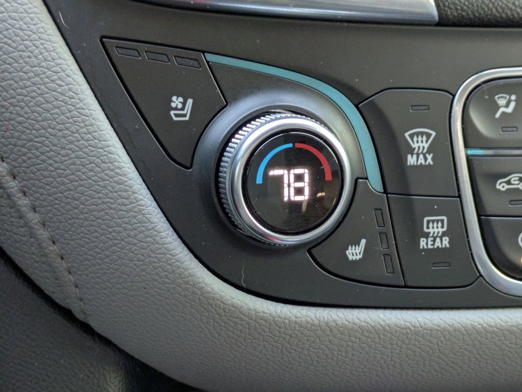 Used 2019 Chevrolet Equinox Premier image 23