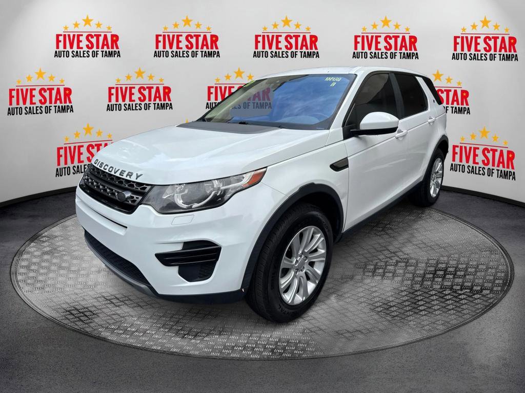 Used 2017 Land Rover Discovery Sport SE image 3
