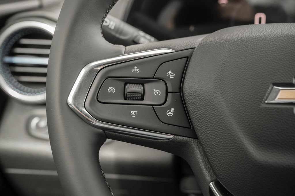 New 2026 Chevrolet Trax LT w/ Driver Confidence Package FWD image 20