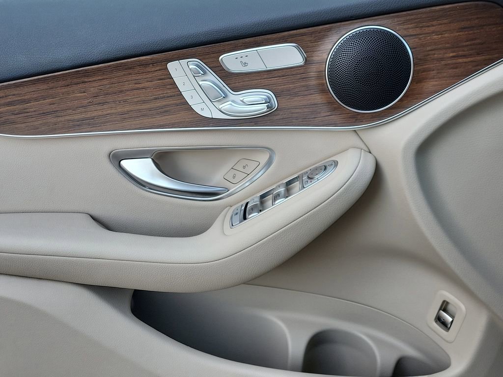 Certified 2022 Mercedes-Benz GLC 300 4MATIC image 22