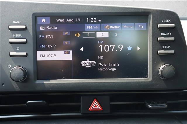 Used 2025 Hyundai Elantra Sport FWD image 17