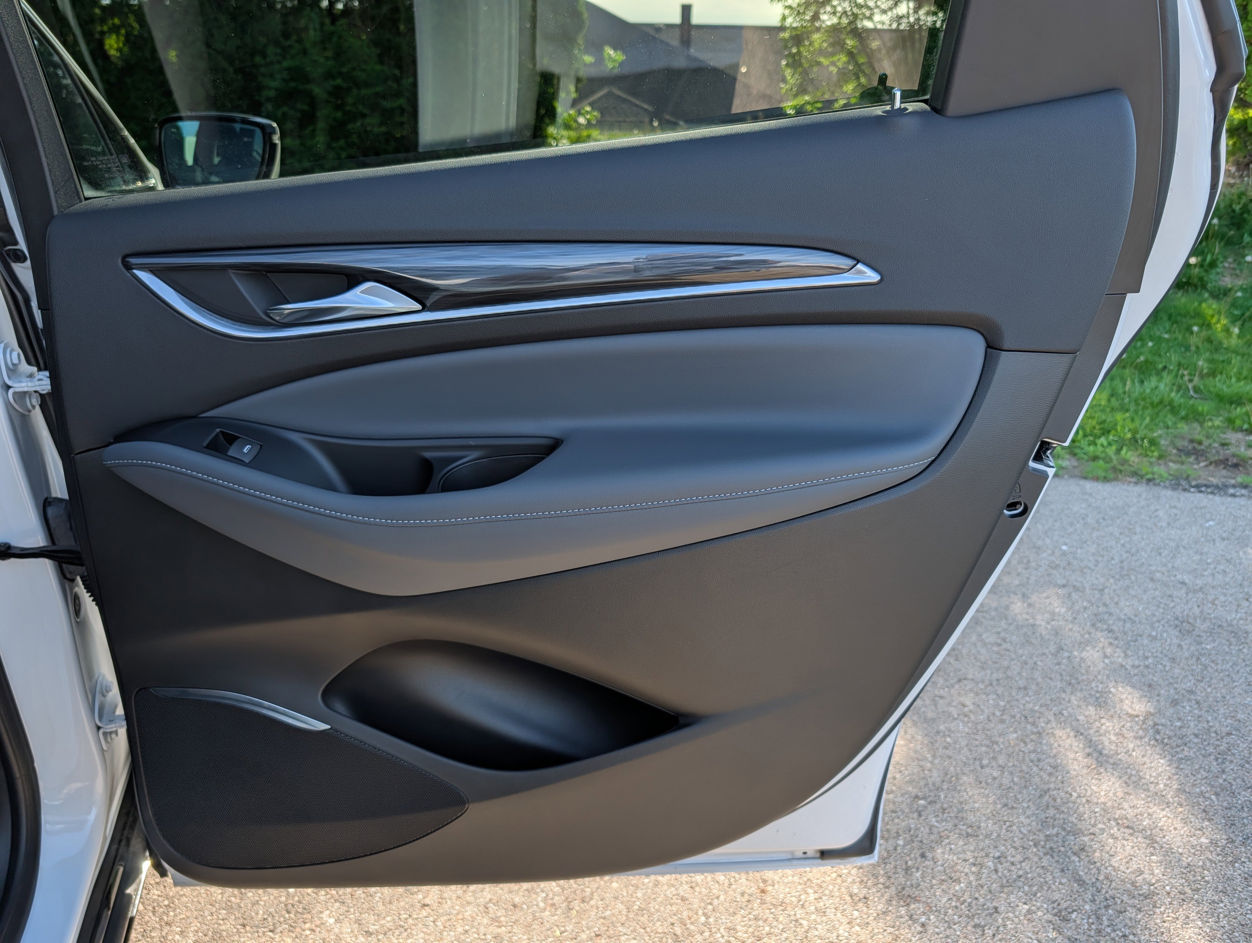 Used 2024 Buick Enclave Essence w/ Sport Touring Edition image 40