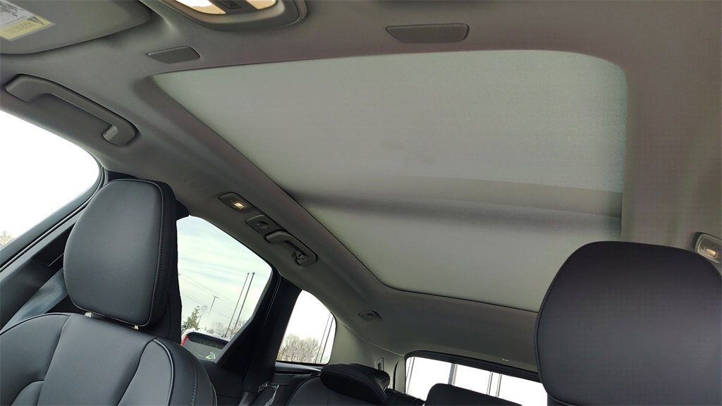 New 2026 Volvo XC60 B5 Core w/ Protection Package Premier image 30