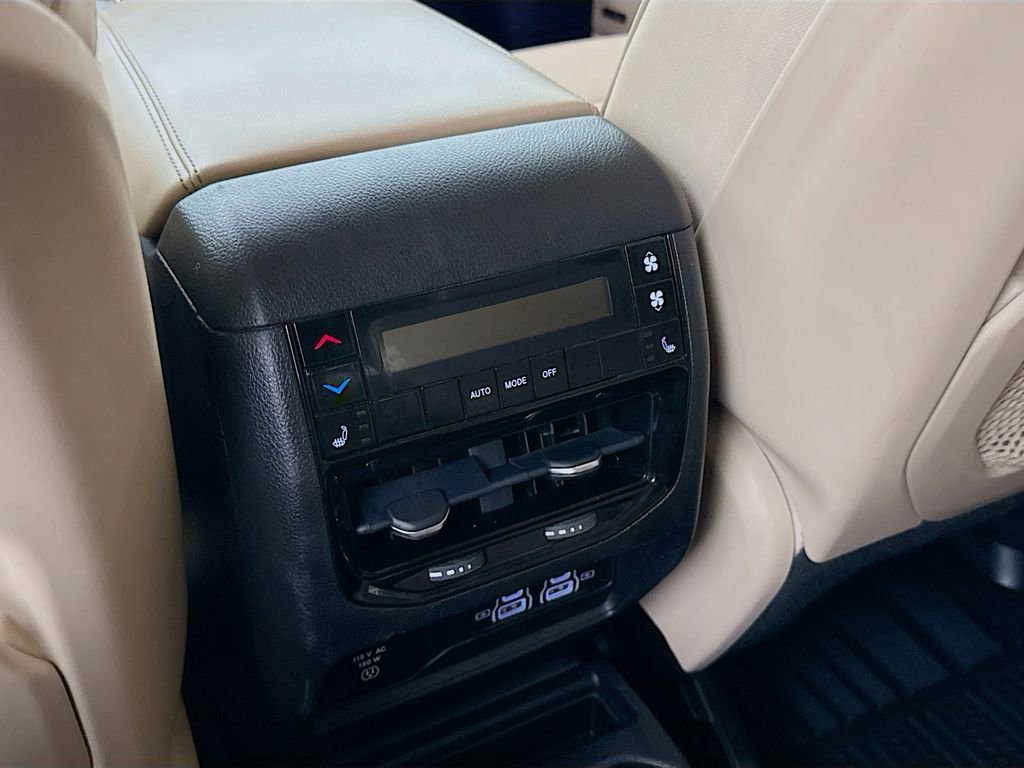 Used 2022 Jeep Grand Cherokee L Limited image 26