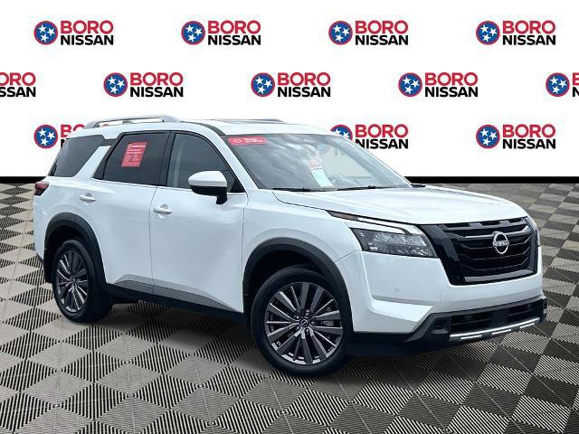 Certified 2025 Nissan Pathfinder SL w/ SL Premium Package image 1