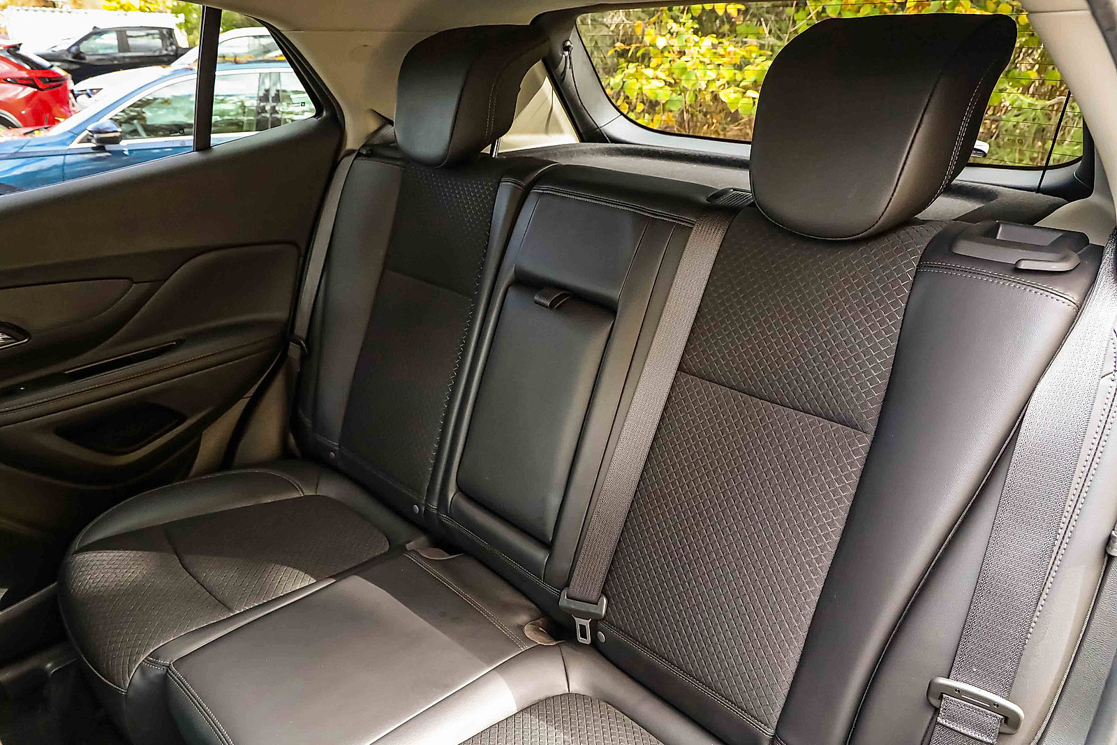 Used 2022 Buick Encore Preferred image 21