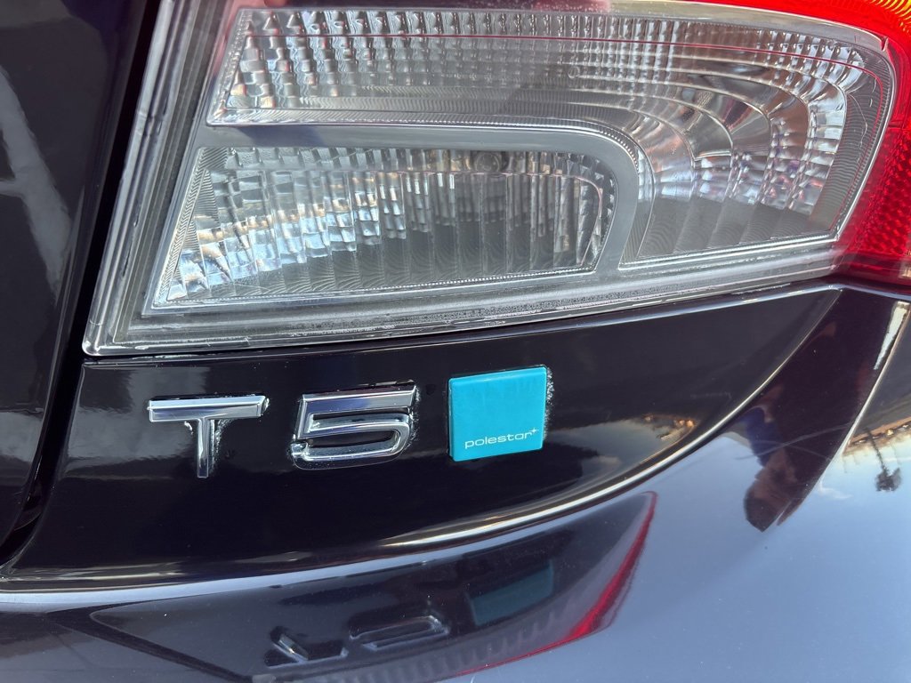 Used 2013 Volvo C70 T5 image 4