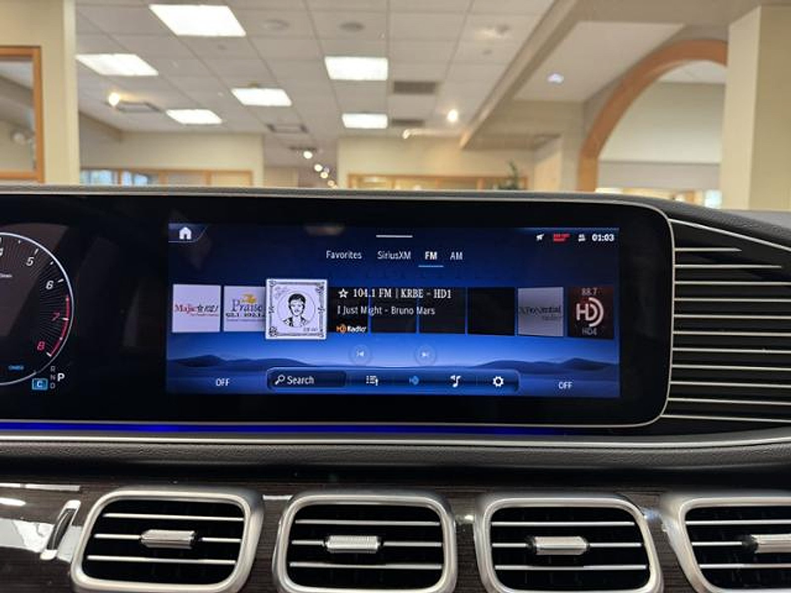 Certified 2025 Mercedes-Benz GLE 350 4MATIC image 29