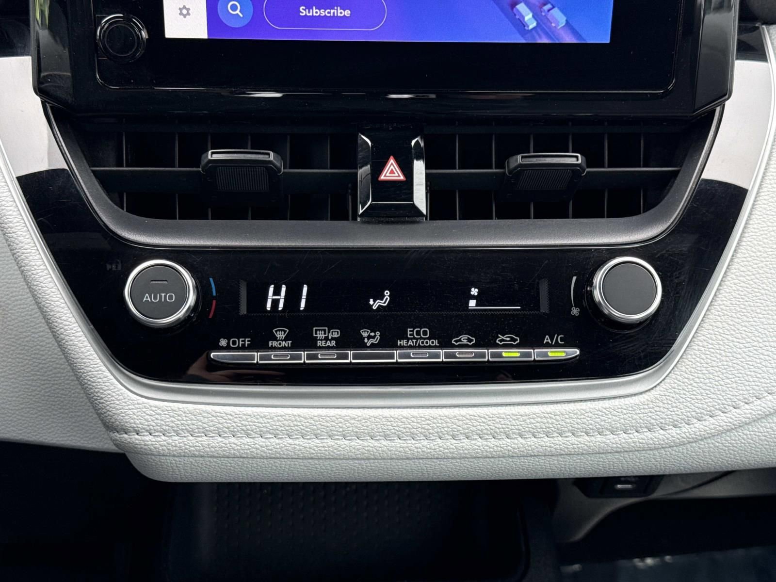 Used 2023 Toyota Corolla SE image 11