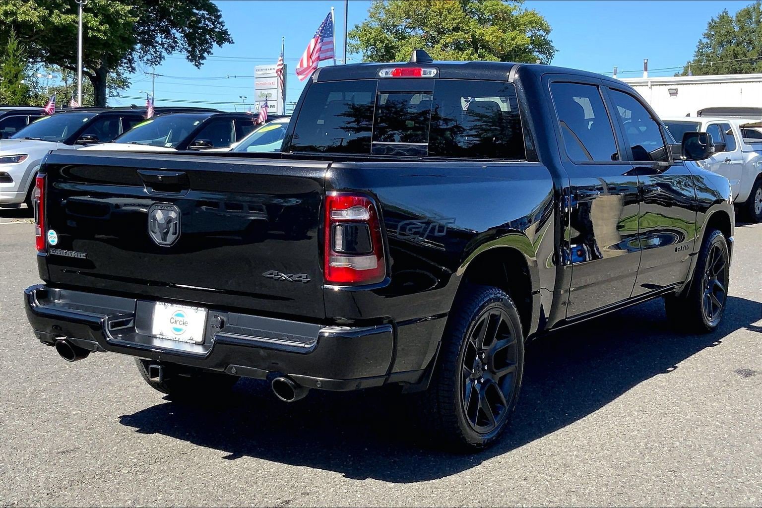 Used 2023 RAM 1500 Laramie AWD/4WD image 11