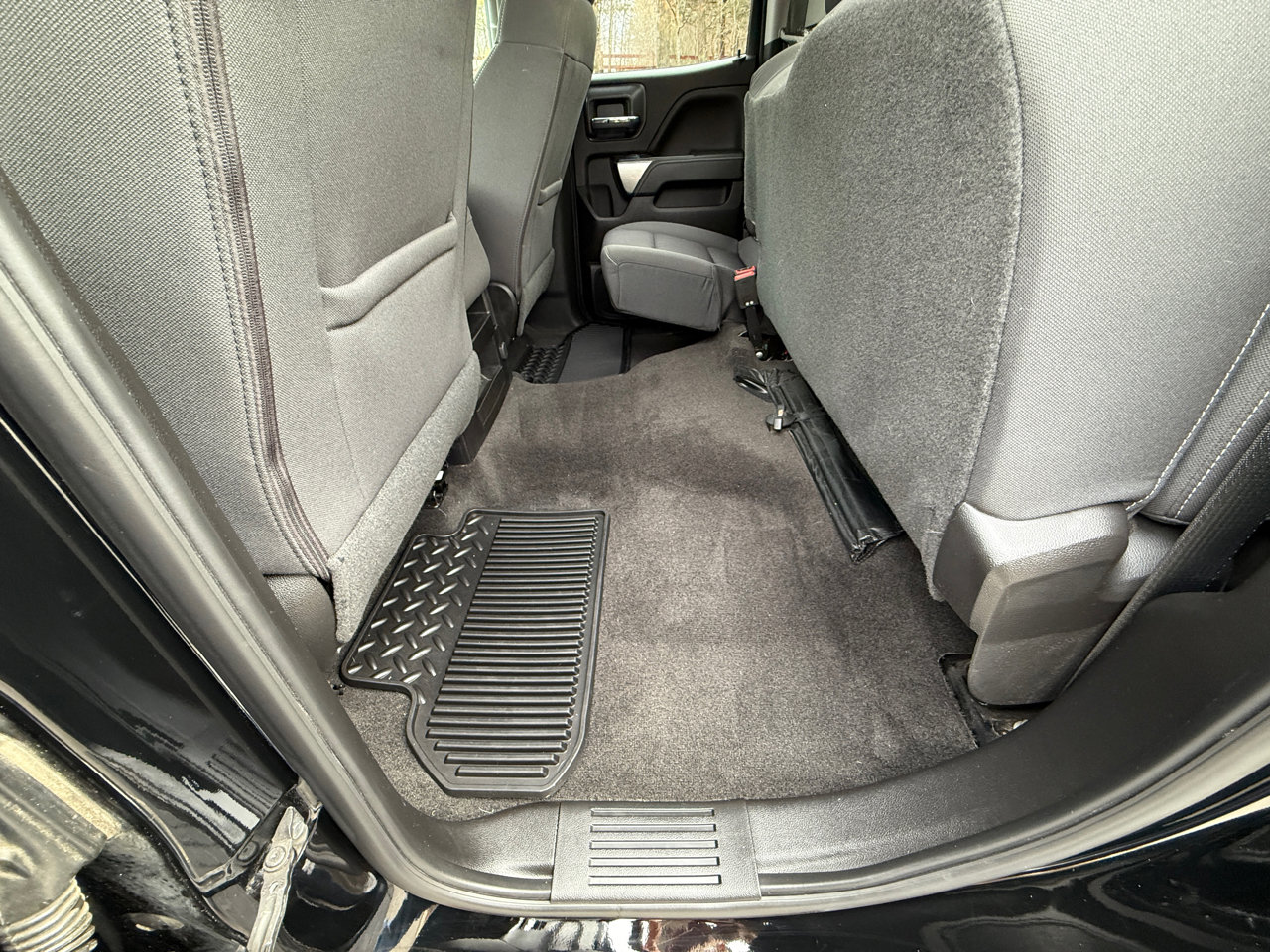 Used 2018 Chevrolet Silverado 2500 LT w/ LT Convenience Package image 18