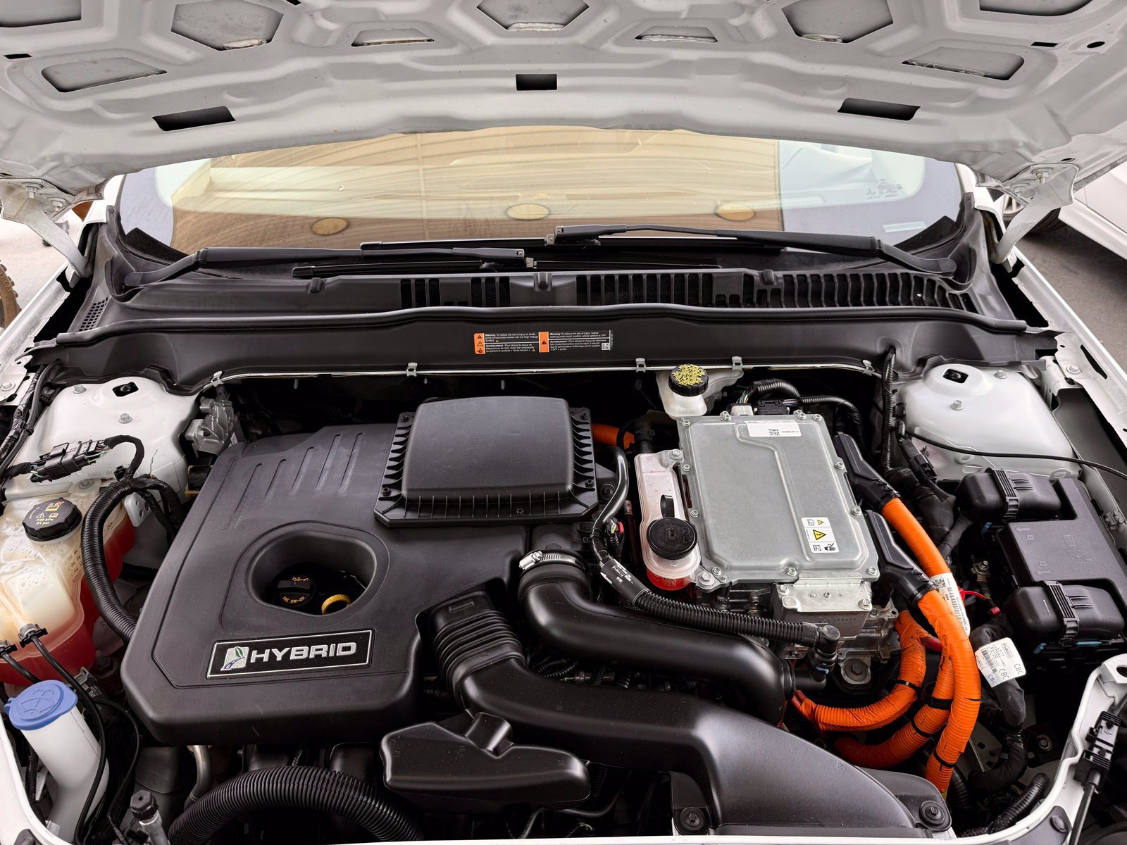 Used 2020 Ford Fusion SE FWD image 34