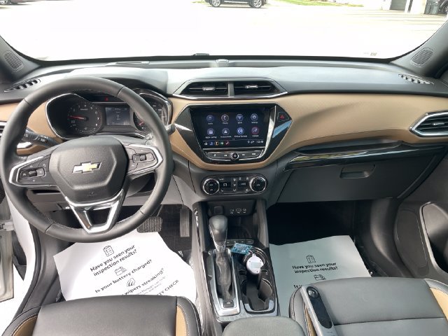 Used 2021 Chevrolet TrailBlazer ACTIV w/ Sun and Liftgate Package AWD/4WD image 22