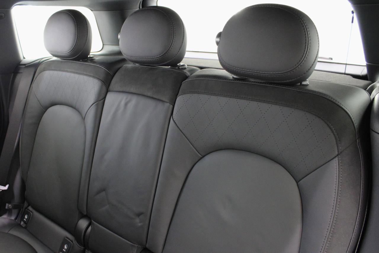 Used 2024 MINI Cooper Countryman S w/ Signature Upholstery Package FWD image 40