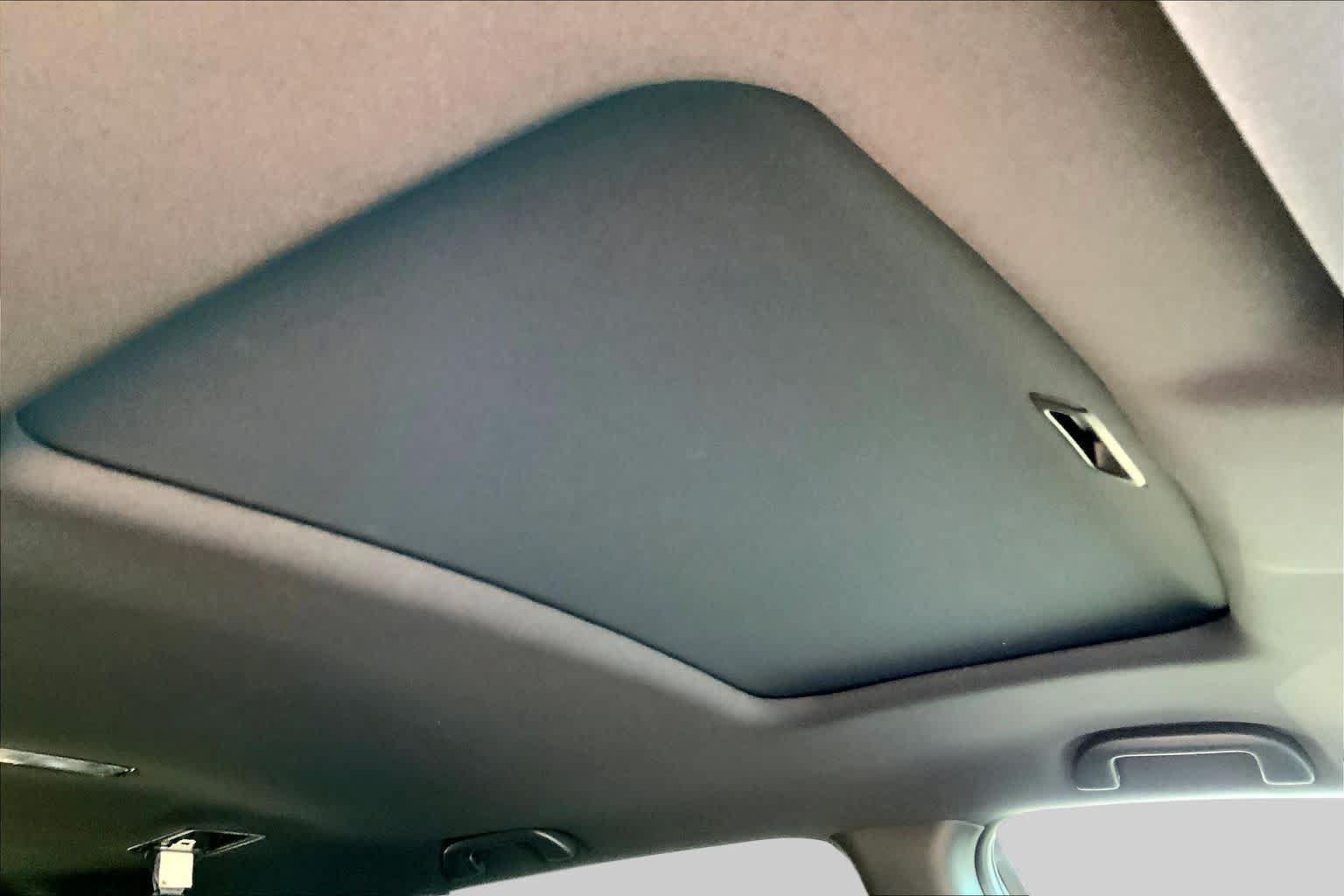 Used 2025 Honda Passport EX-L image 12