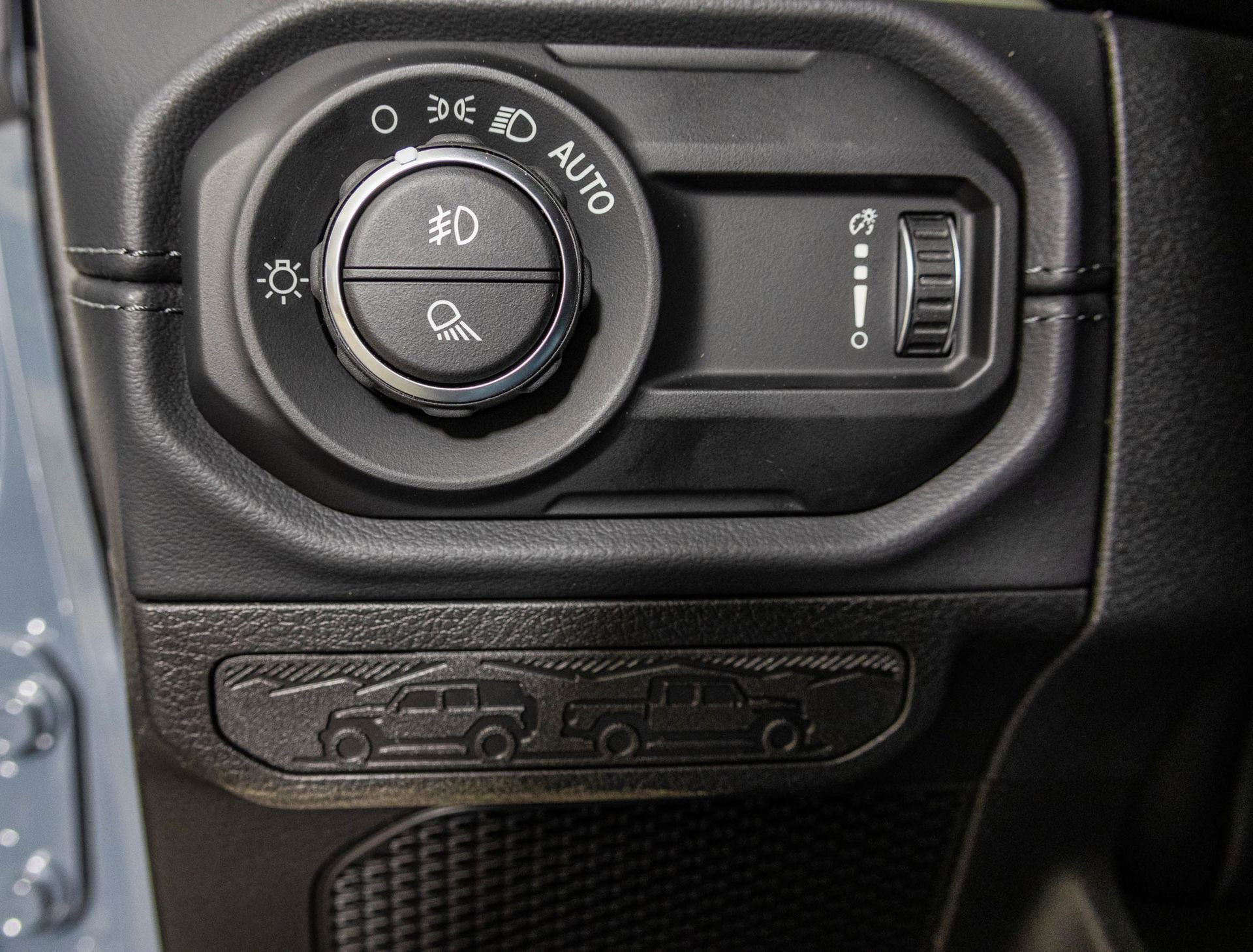 New 2026 Jeep Gladiator Mojave image 32