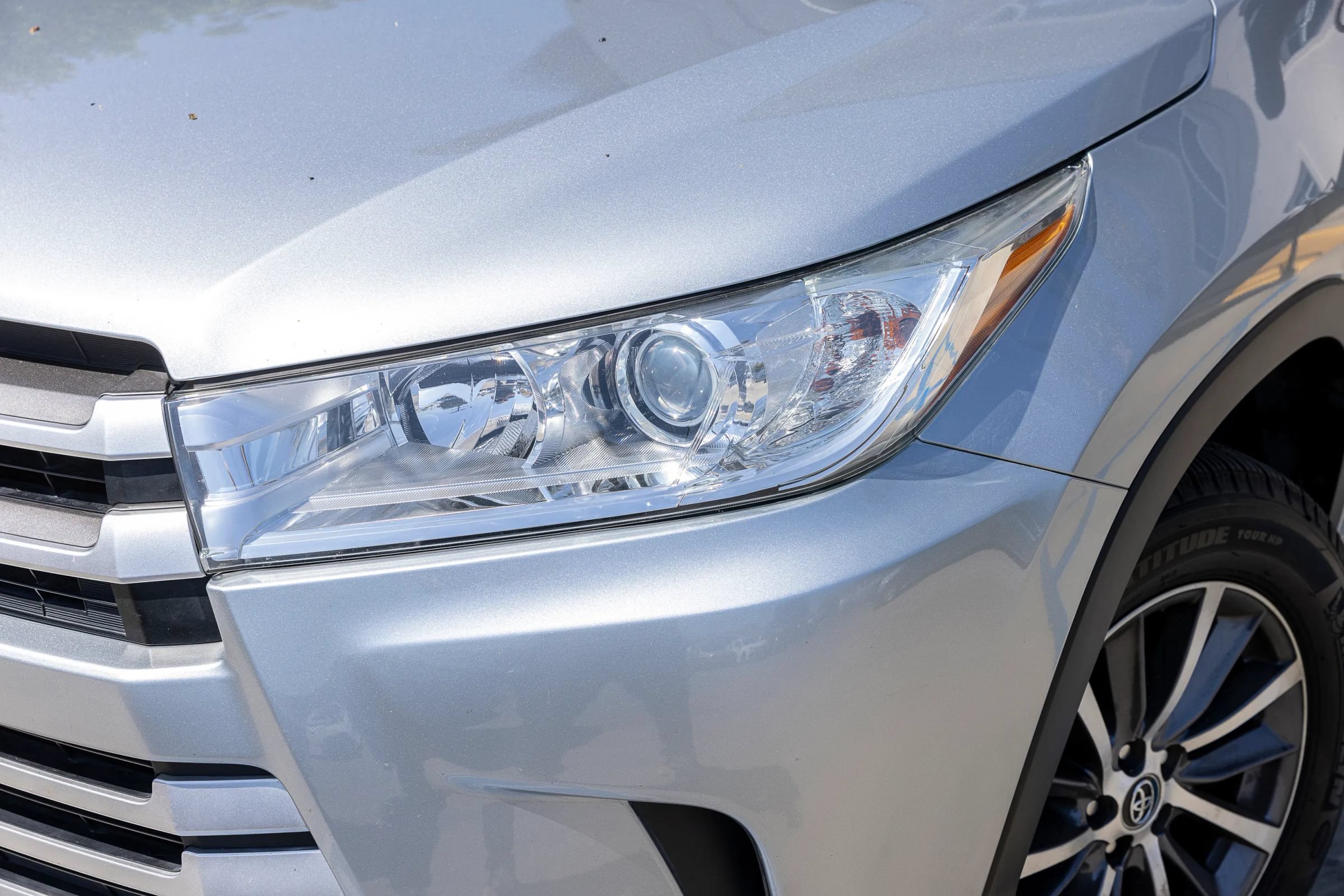 Used 2018 Toyota Highlander XLE FWD image 8