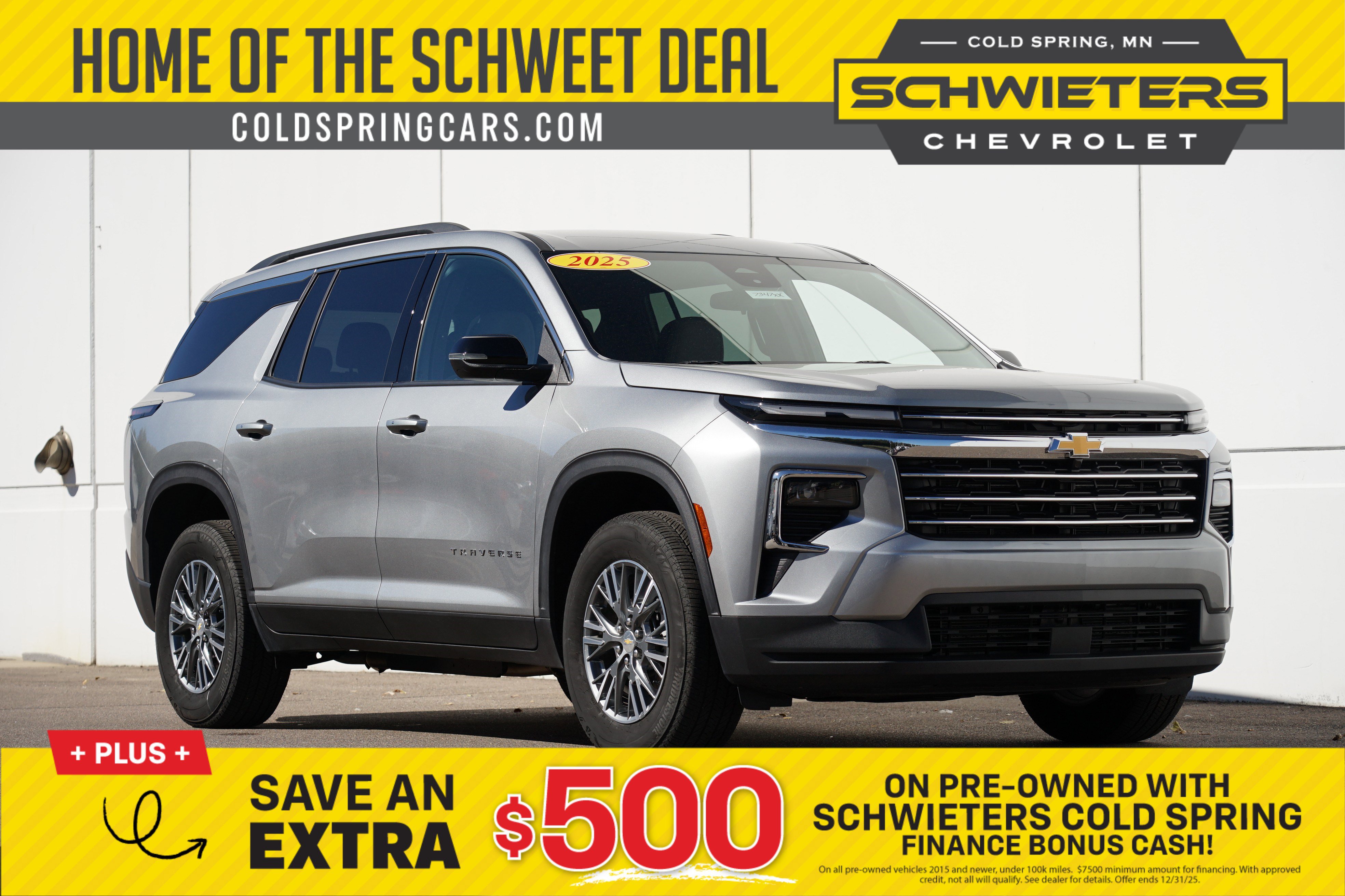 Used 2025 Chevrolet Traverse LT