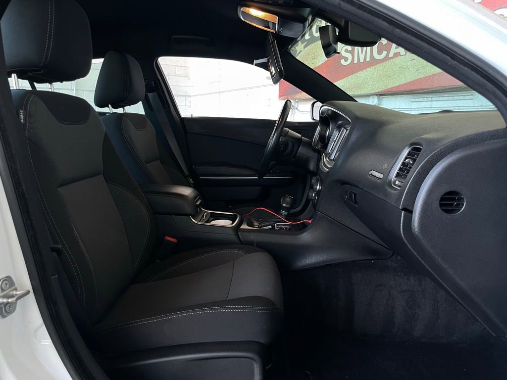 Used 2016 Dodge Charger SE w/ Popular Equipment Group RWD image 17