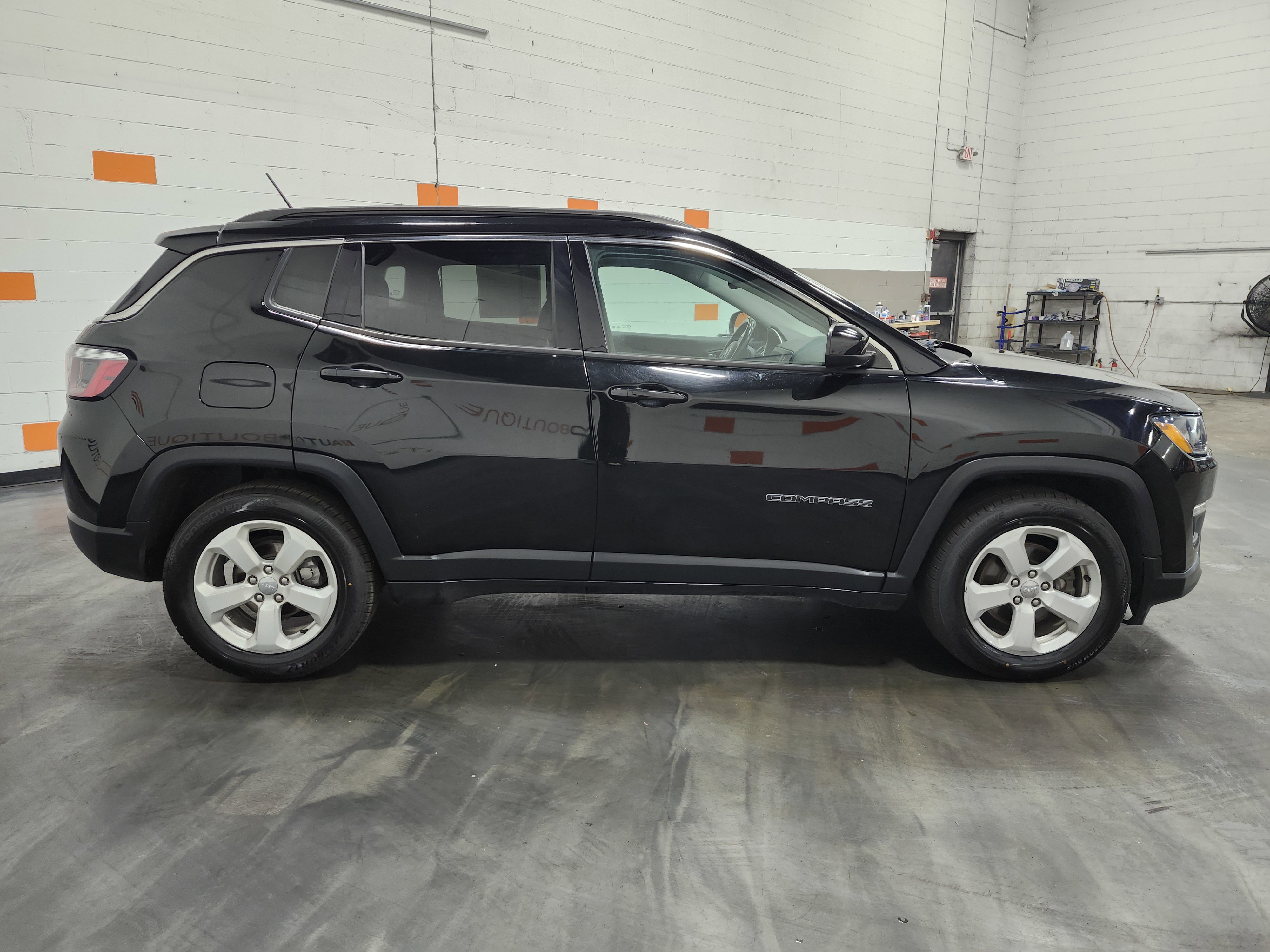 Used 2021 Jeep Compass Latitude w/ Convenience Group image 16