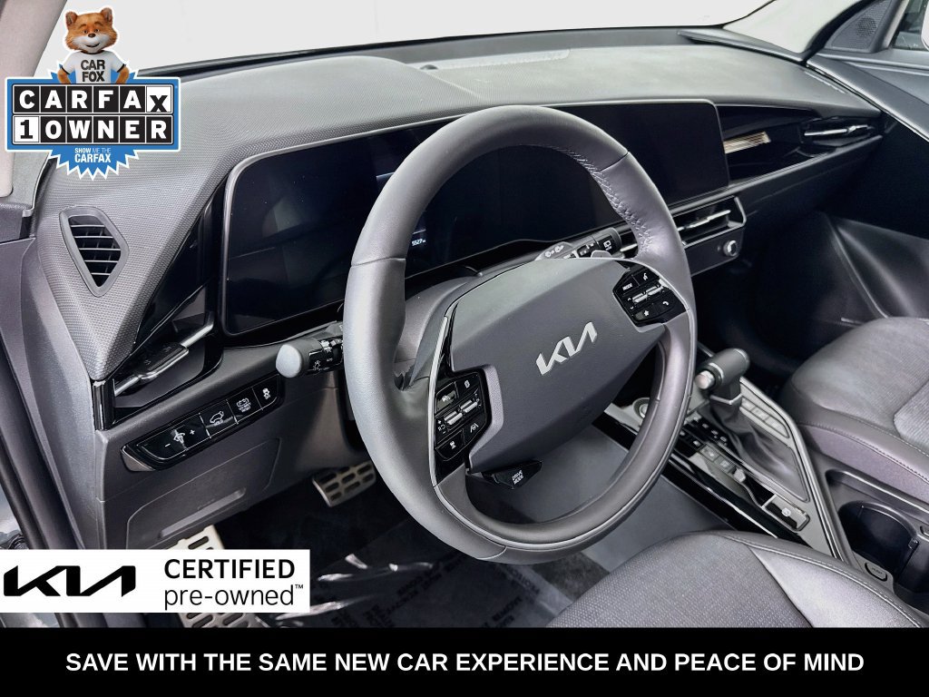 Certified 2025 Kia Niro SX Touring FWD image 10