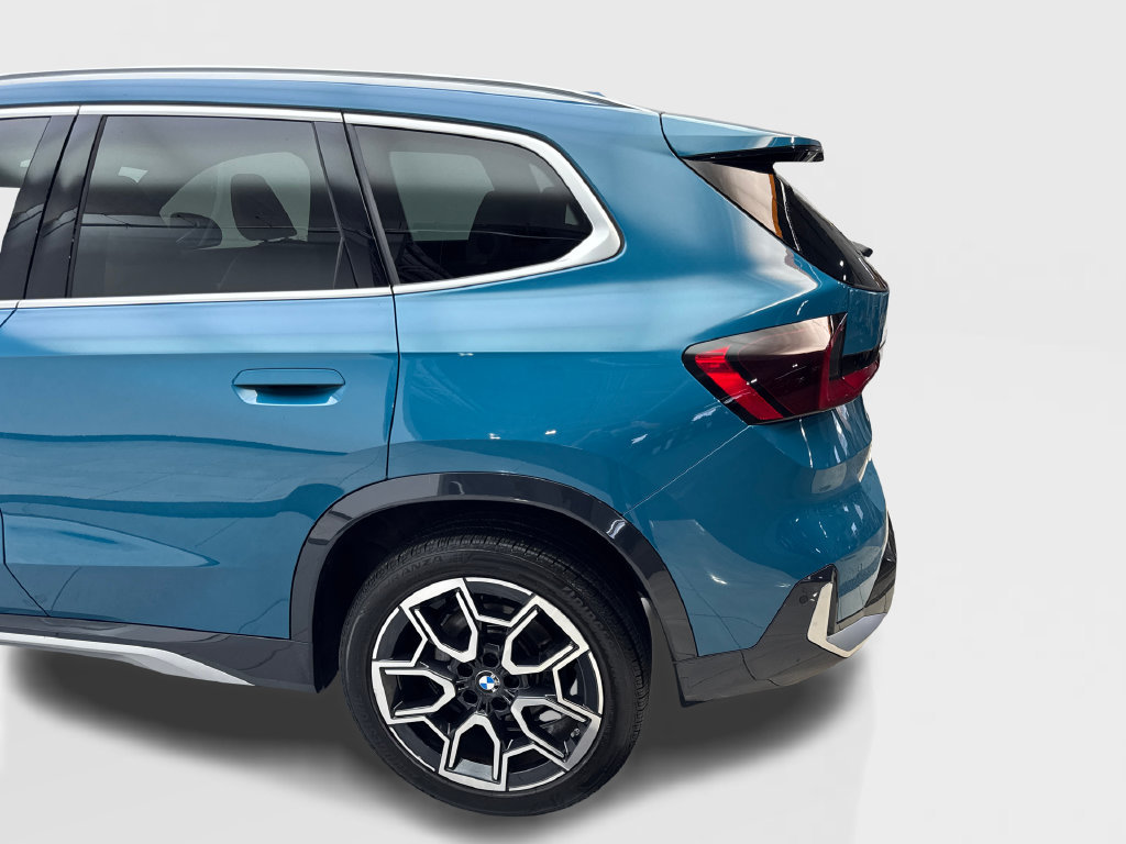 Used 2023 BMW X1 xDrive28i w/ Premium Package AWD/4WD image 19
