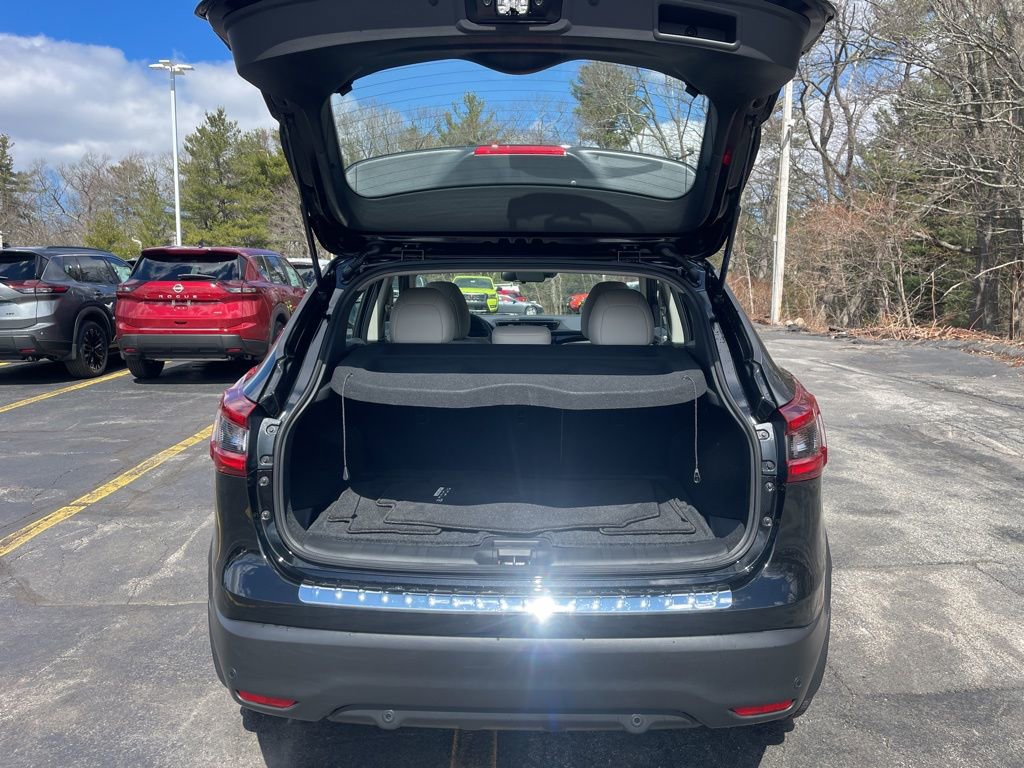 Certified 2022 Nissan Rogue Sport SL image 13