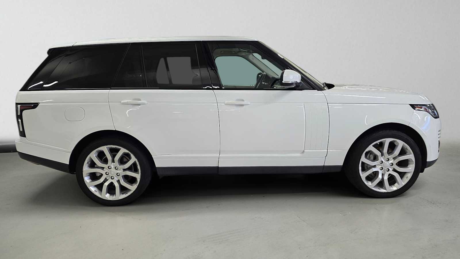Used 2019 Land Rover Range Rover AWD/4WD image 6