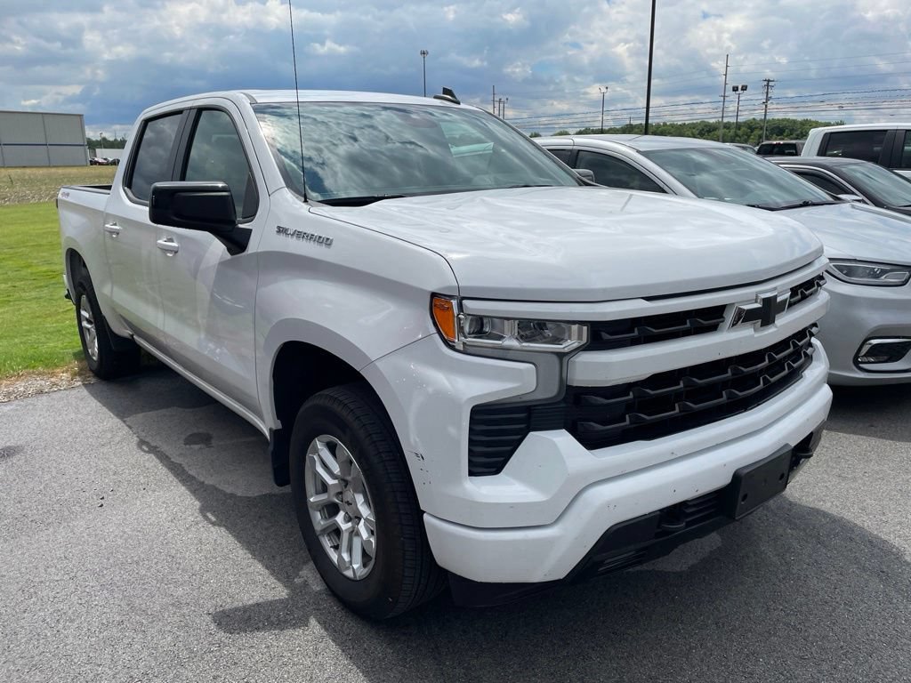 Used 2026 Chevrolet Silverado 1500 RST AWD/4WD image 9